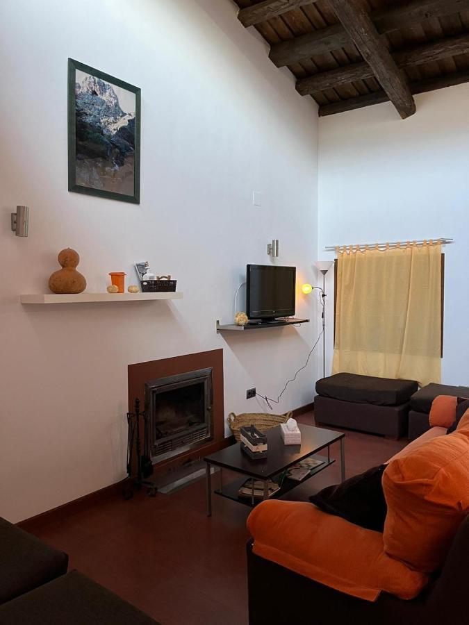 Apartamentos Rurales En Plena Sierra La Calera ภายนอก รูปภาพ
